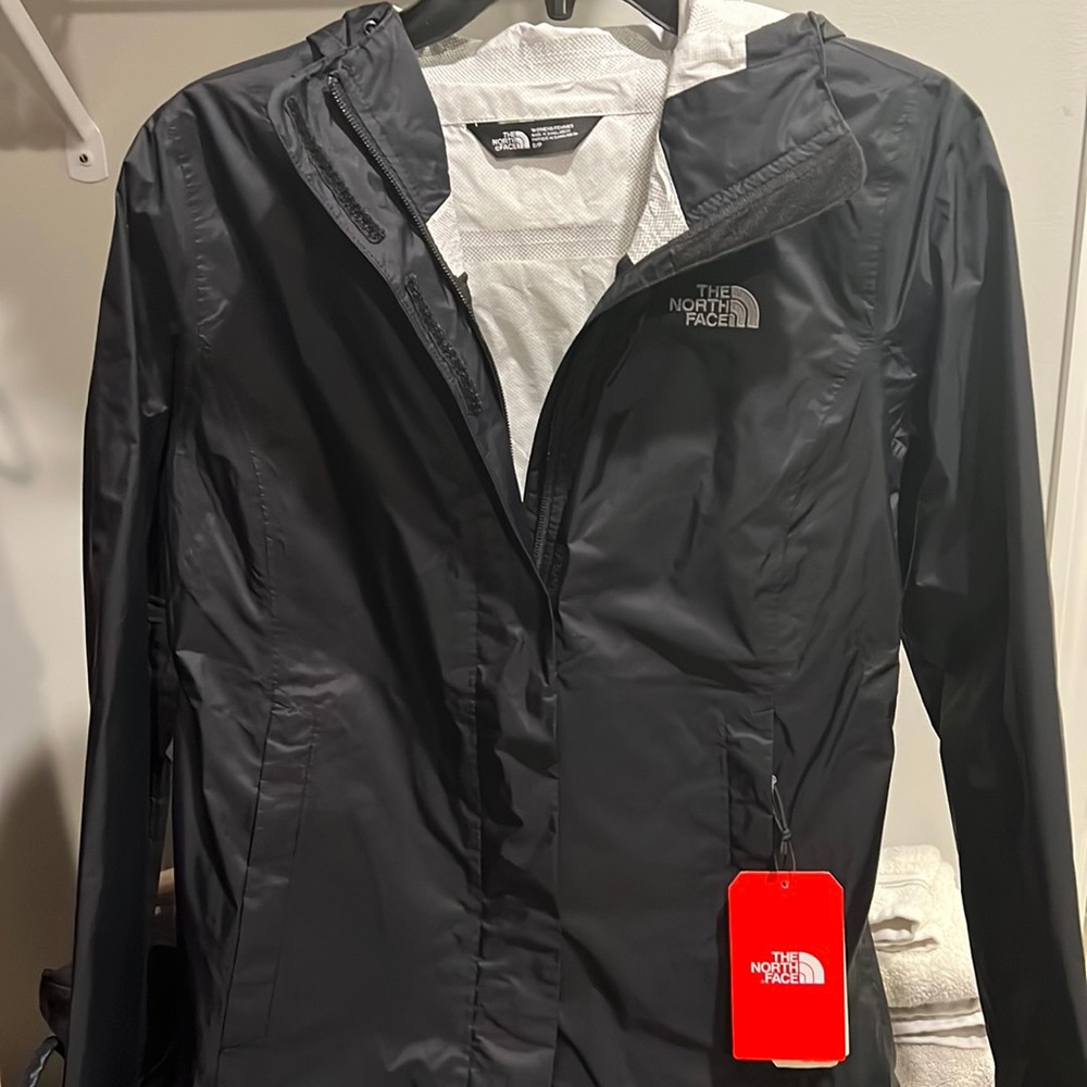 NWT North face womens jacket